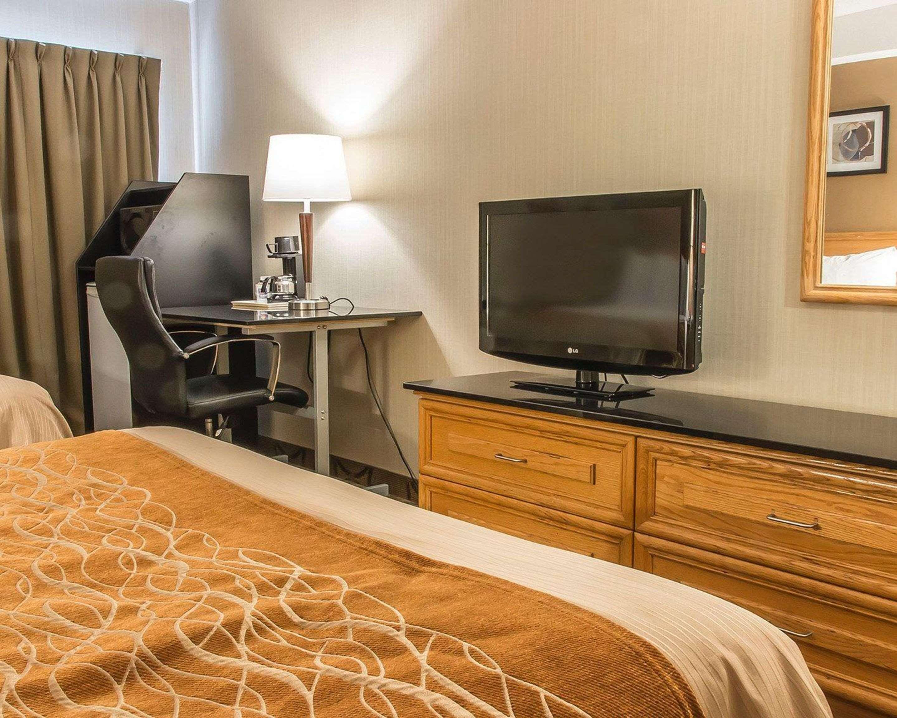 Comfort Inn Dryden Exteriör bild